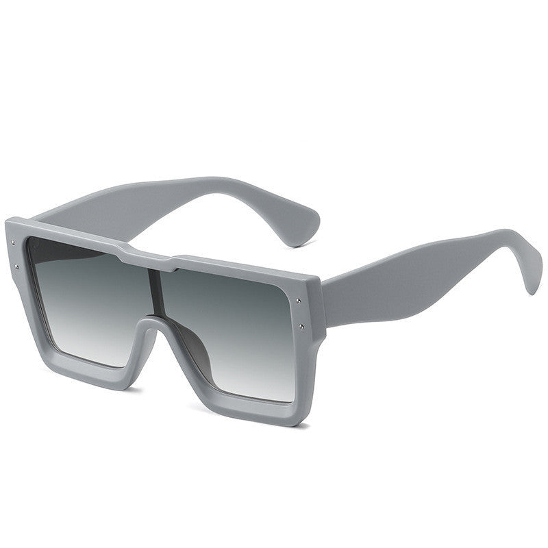 European And American Large-frame One-piece Fashion Ladies With Square-frame Sunglasses