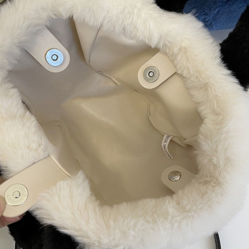 Handbag With Contrasting Color Imitation Rabbit Hair Plush