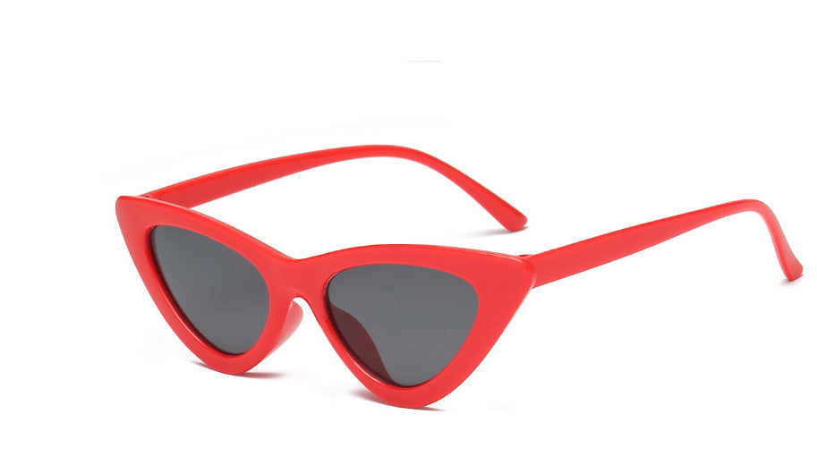 Retro Triangle Cat Eye Net Red Sunglasses