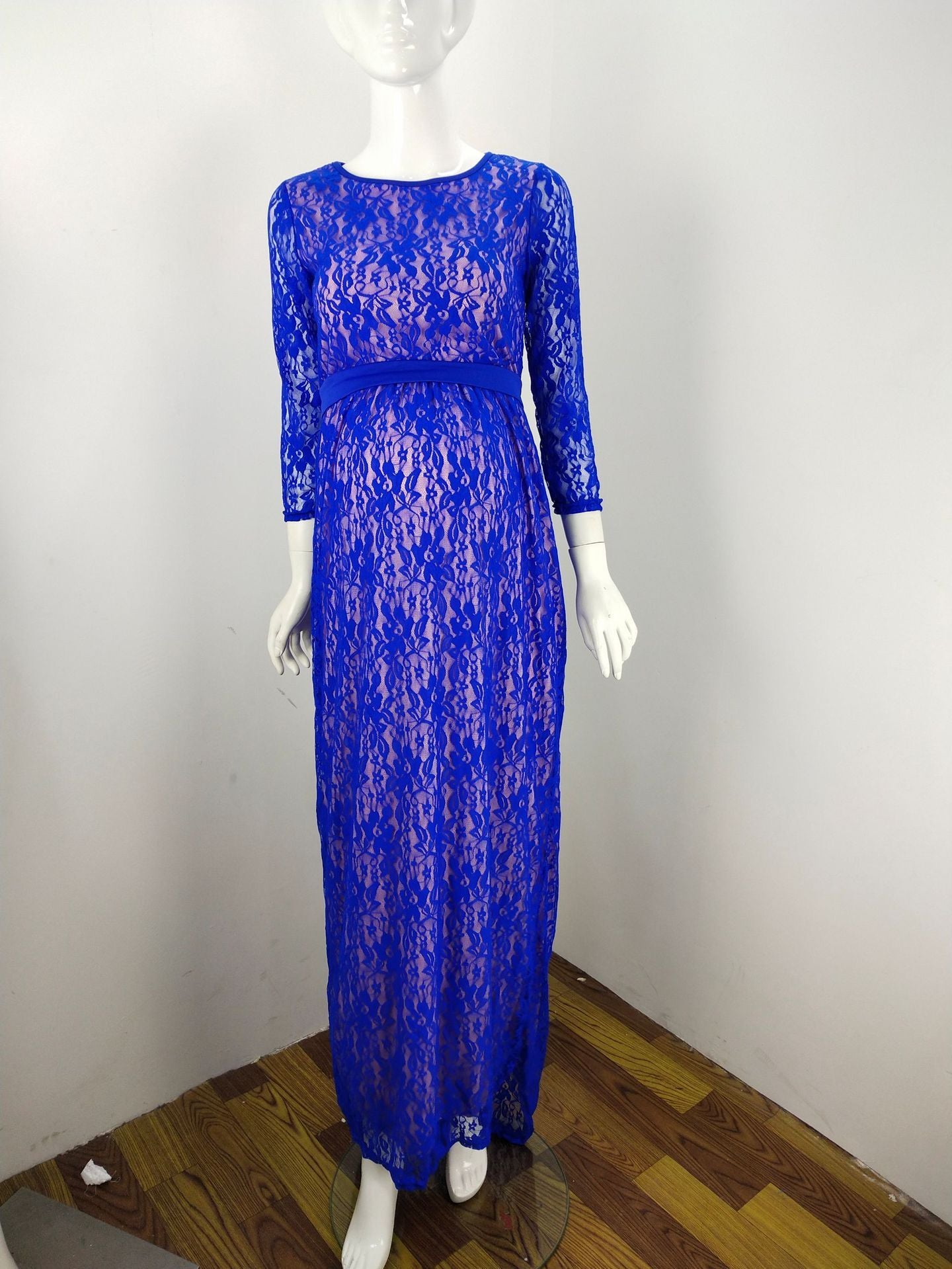 Off-shoulder maxi dress