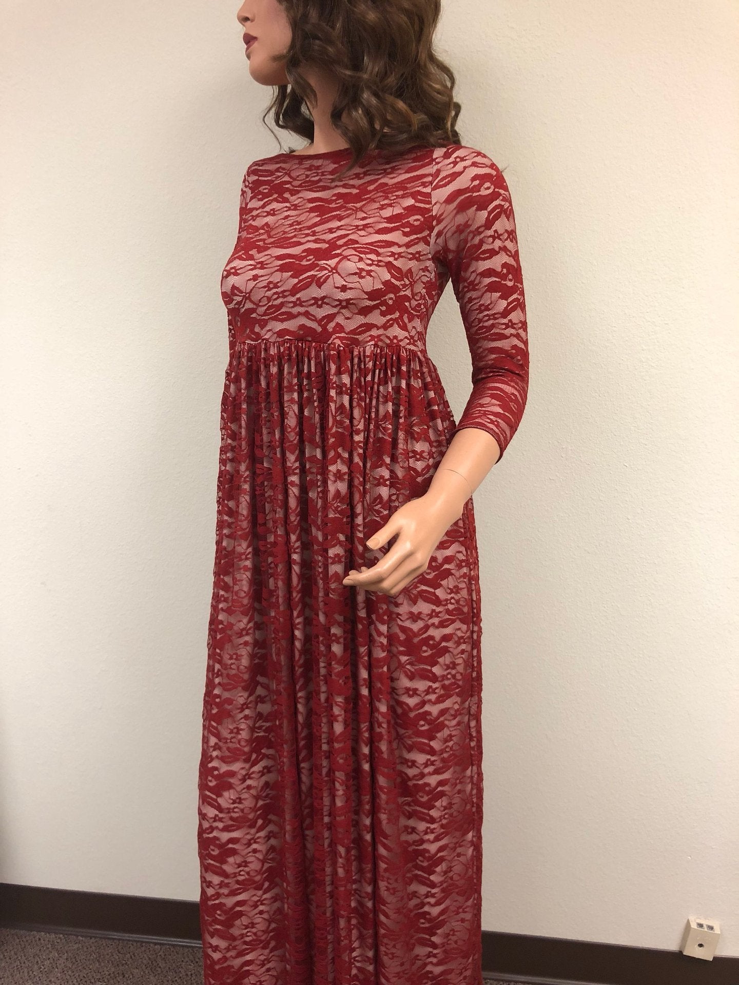 Off-shoulder maxi dress