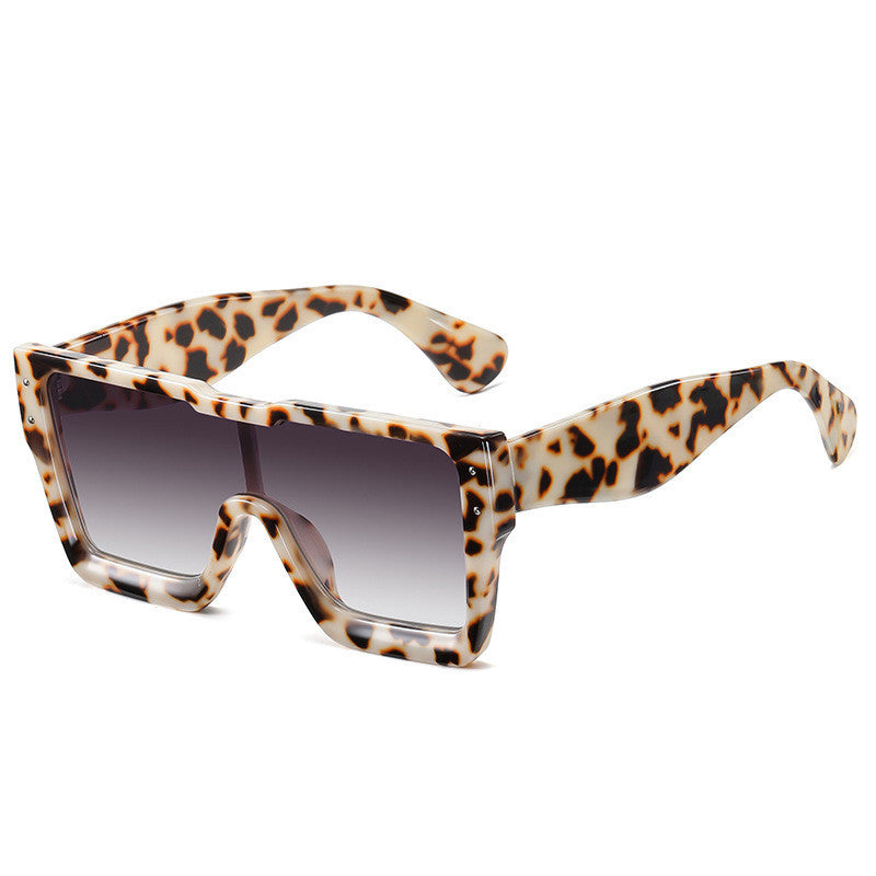 European And American Large-frame One-piece Fashion Ladies With Square-frame Sunglasses