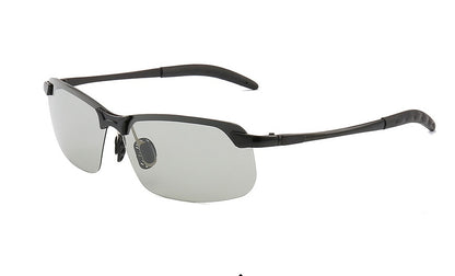 Polarising color-changing sunglasses
