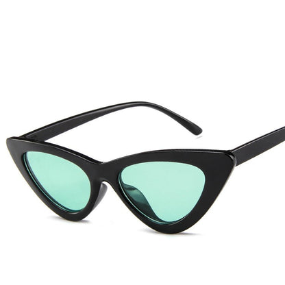 Retro Triangle Cat Eye Net Red Sunglasses