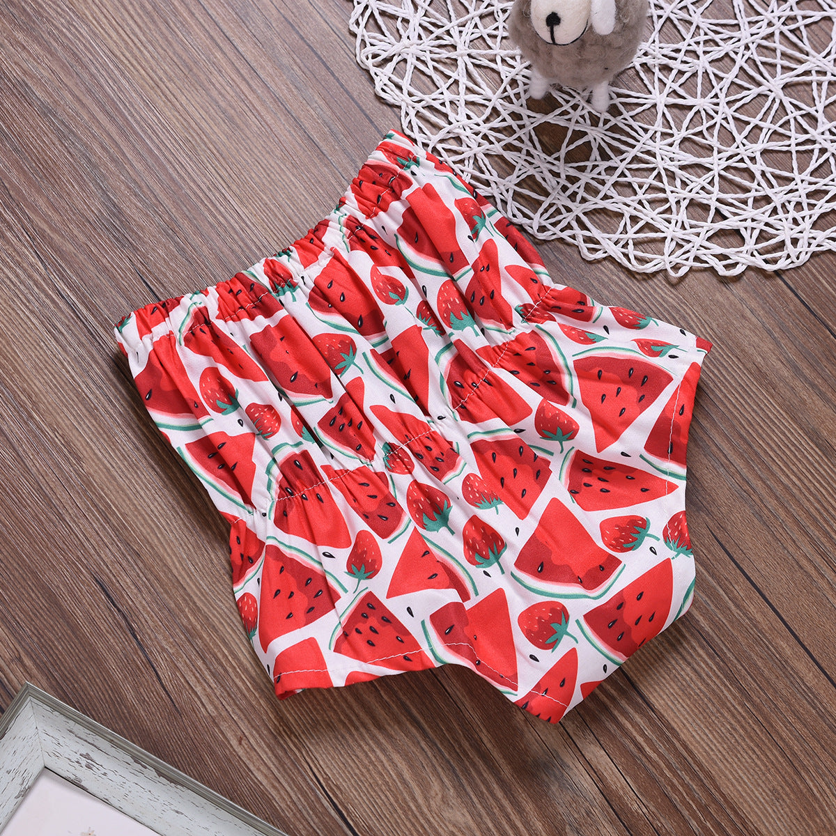 Watermelon bowknot ha yi