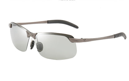 Polarising color-changing sunglasses