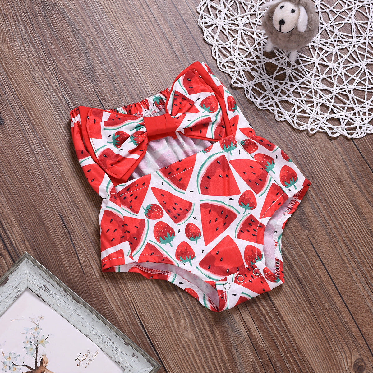 Watermelon bowknot ha yi