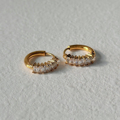 Fashionable INS Retro Titanium Steel Minimalist Small Zircon Earrings Ear Accessories For Her